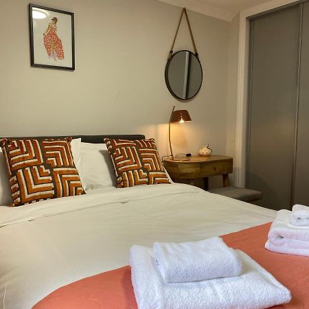 Private Main Door Lovely 2 Bedroom Apartment エディンバラ エクステリア 写真
