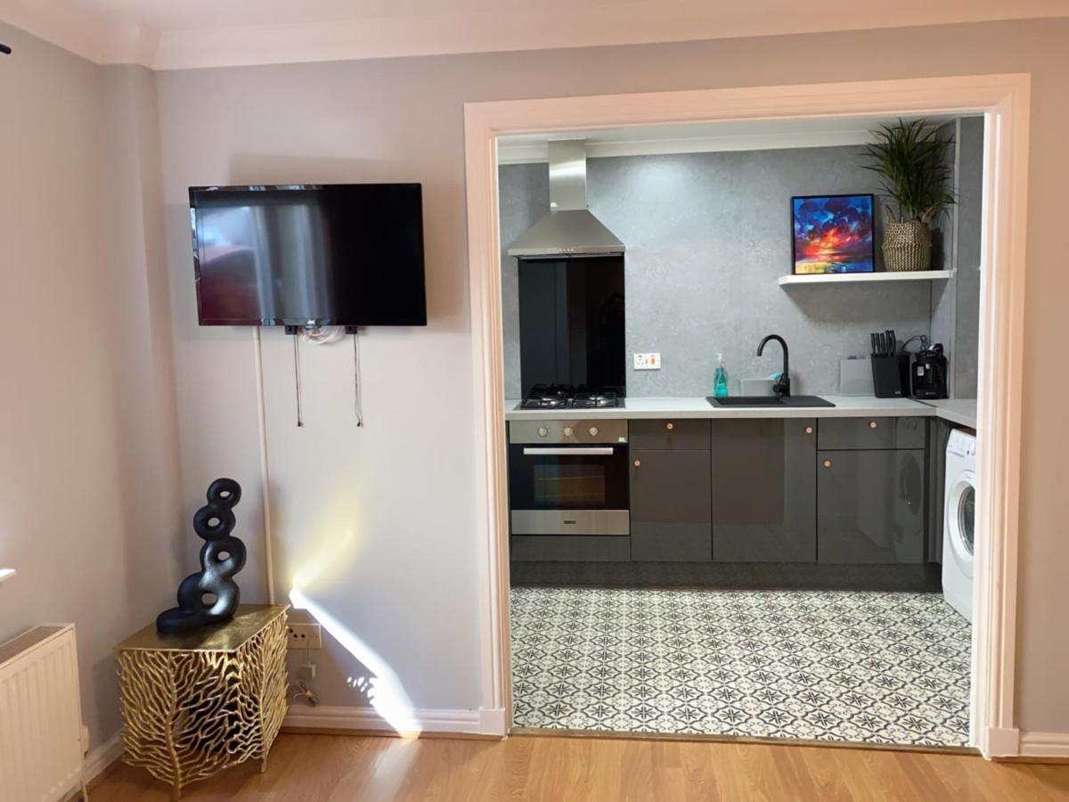 Private Main Door Lovely 2 Bedroom Apartment エディンバラ エクステリア 写真